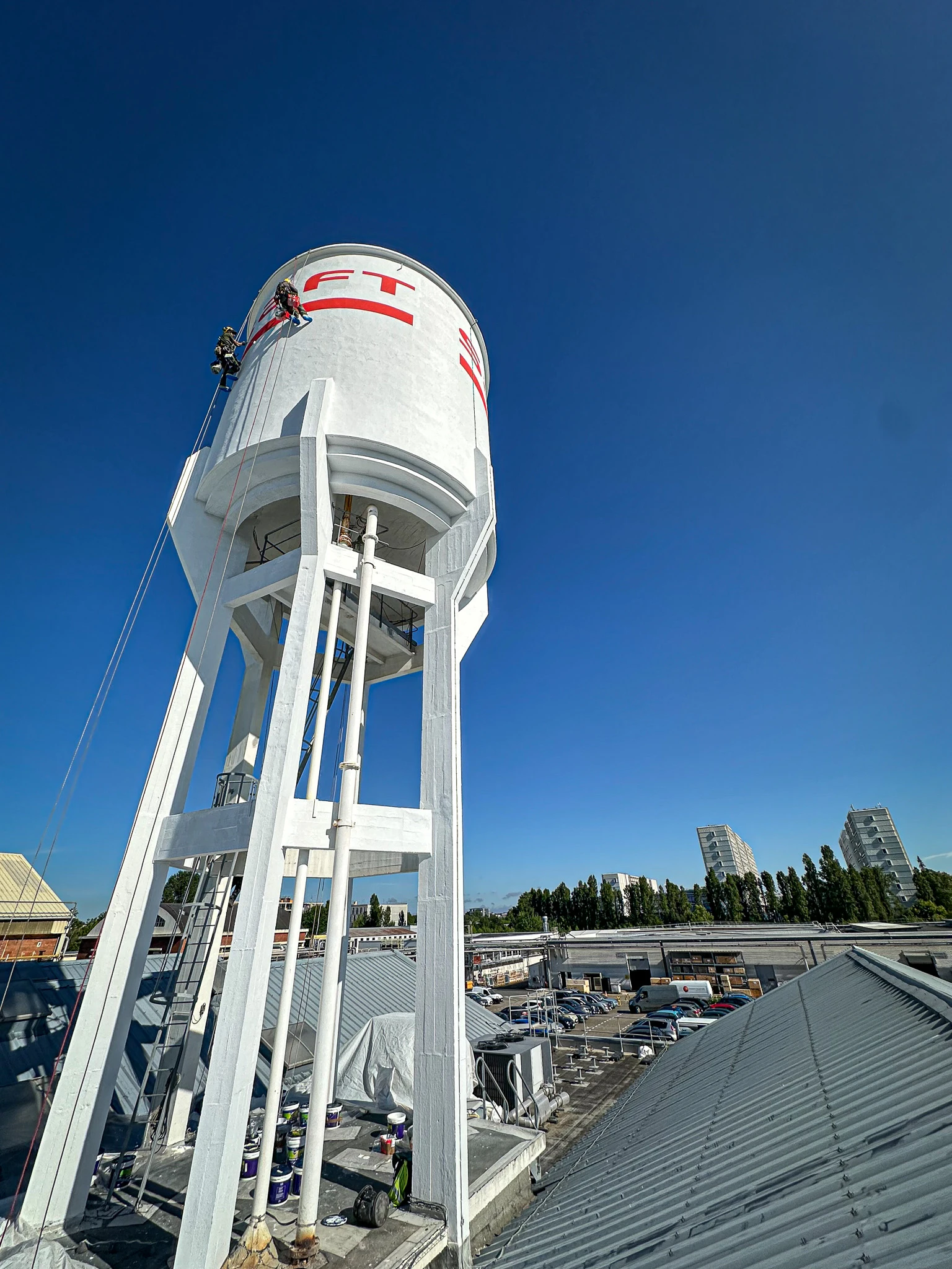 Intervention de cordistes MS Access pour marquer son territoire chez SAFT BORDEAUX à Bordeaux (industrie) – 3